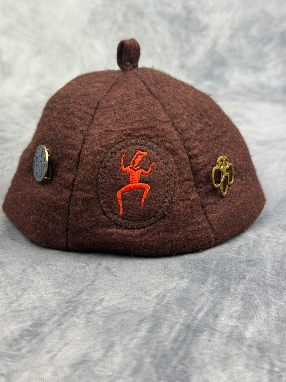 Vintage 1960s Girl Scouts Brownie Beanie Hat Sz S w/association & membership pin
